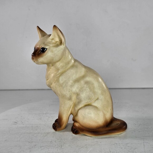 Vintage Ceramic Siamese Cat Figurine Tan Brown Sitting 5" Tall Kitten - Picture 3 of 8